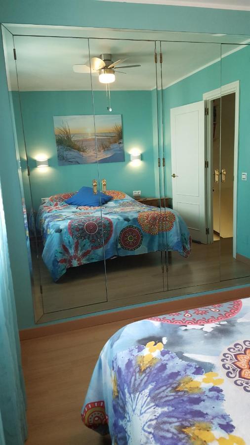 Semi-Detached Adosado Con Encanto -130 M2 - Wifi 600 Mb - Piscina Comunitaria - Patio Privado Torremolinos Buitenkant foto